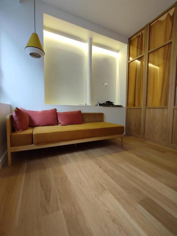 Suite Confortable Sur Le Canal Saint-Martin / Republique Párizs Kültér fotó
